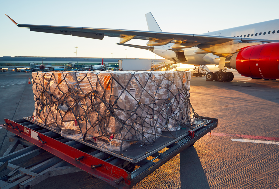 国际空运燃油附加费每月浮动，该怎样提前预判（国际空运干货知识分享）